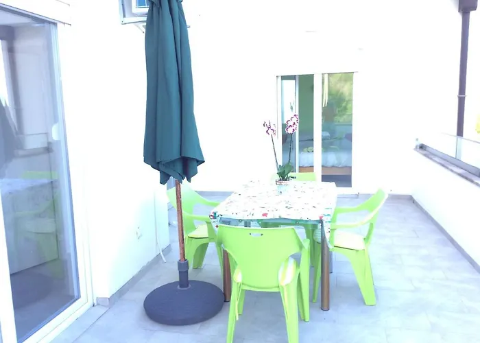 Lapcici View Bed & Breakfast Budva