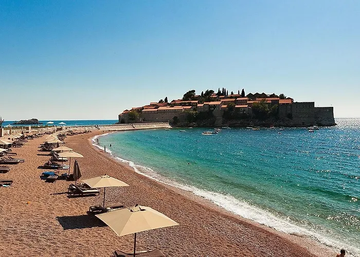Bmv Apartment 2 With Big Terrace Sveti Stefan