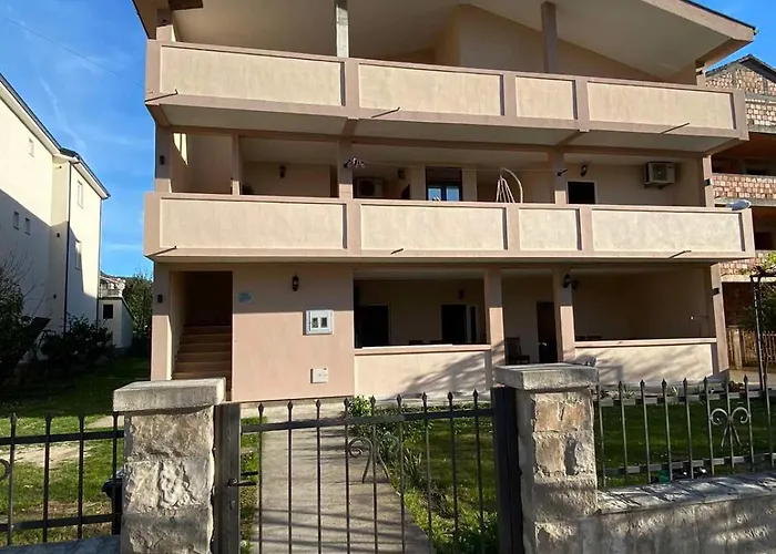 Haustierfreundliches Apartmani Zecevic Budva