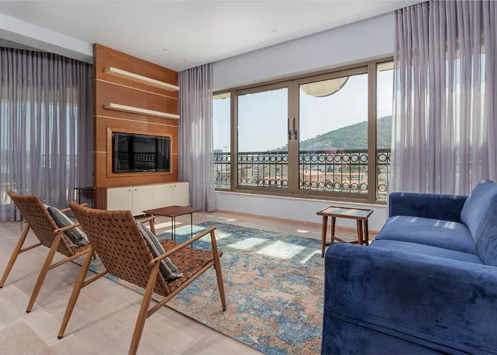 Hotel Kadmo By Aycon Budua