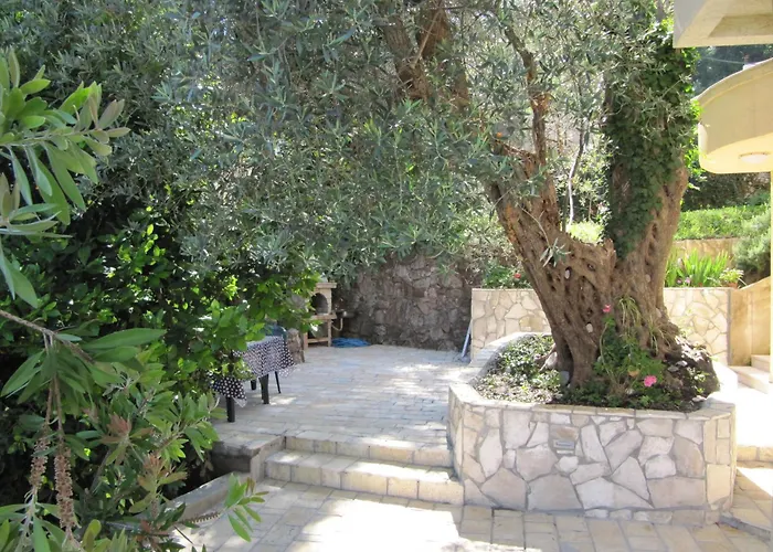 Apartments Villa Przno Sveti Stefan