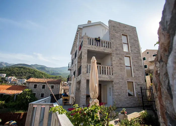 Mima Apartments Sveti Stefan