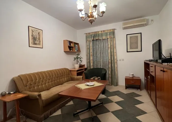 Renome Apartment Petrovac