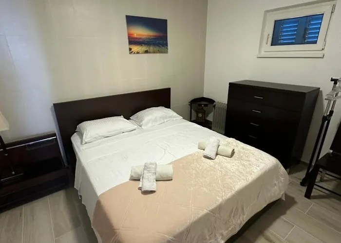 Pet friendly Irish Apartment Complex Budva