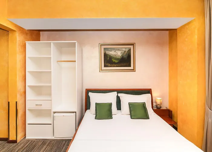 Budva Hotels near Podgorica Airport (TGD)