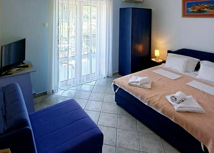 Apartments Mitrovici Milocer Sveti Stefan