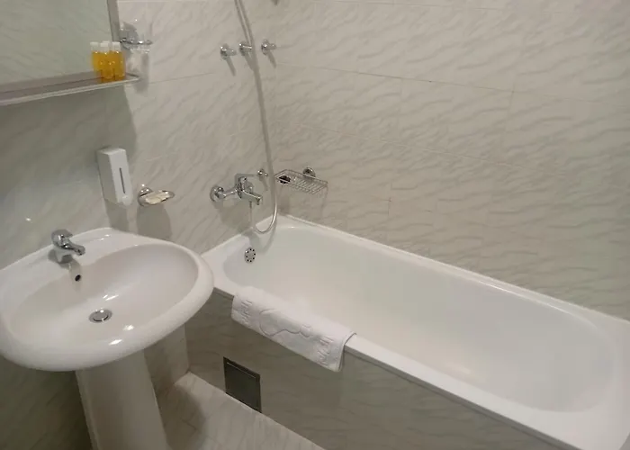 Villa Velzon Guesthouse Budva