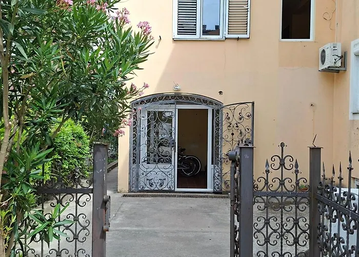 Suncani Apartman 1-Vila Amfora Budua