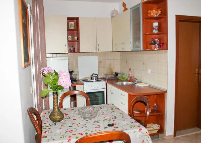 Apartments Djedovic Petrovac