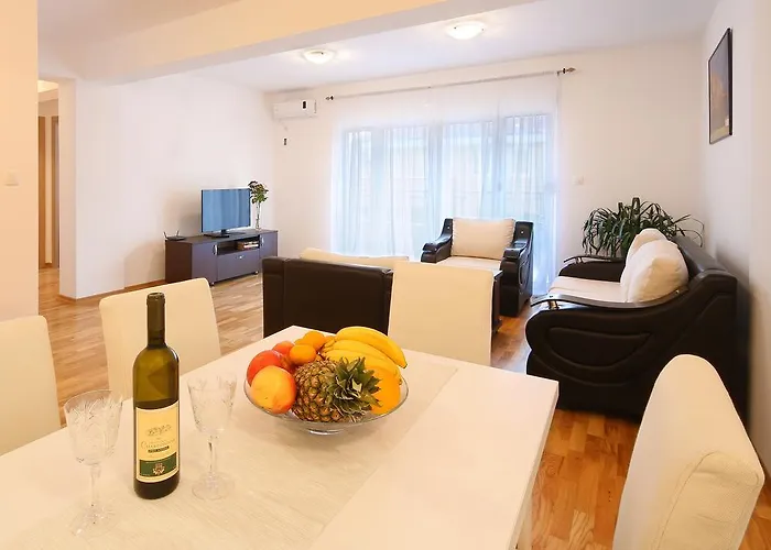 Apartments Pegasus Lux Budua