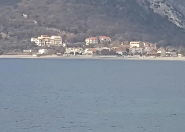 Pet friendly Buljarica Bay Apartments Petrovac