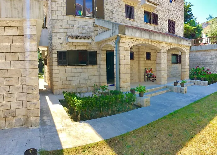 Bravo Apartmani Budva