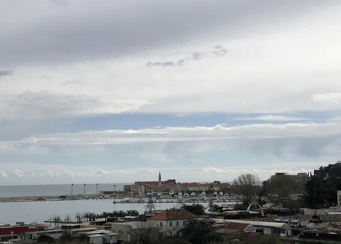 Apartment More Budva acceptant les animaux