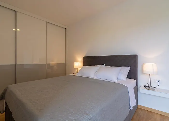 Lungomare Lux Apartments Budva