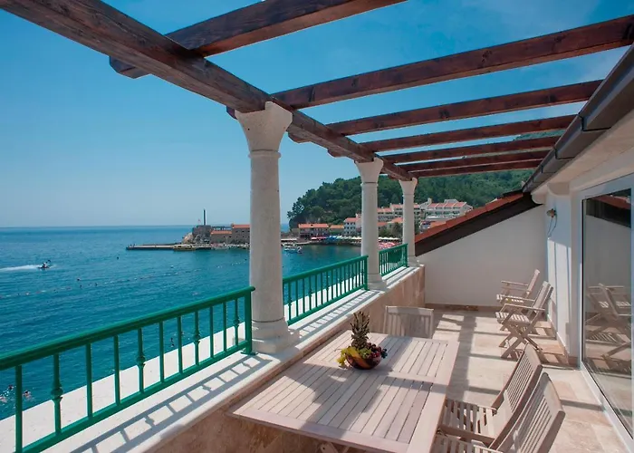 Piazza Apartments 1 Petrovac