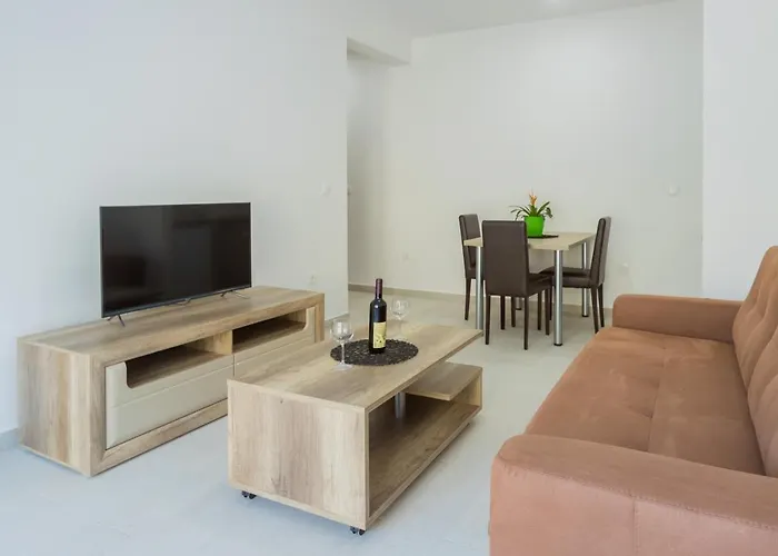 Pet friendly Grejm Lux Family Apartments Petrovac