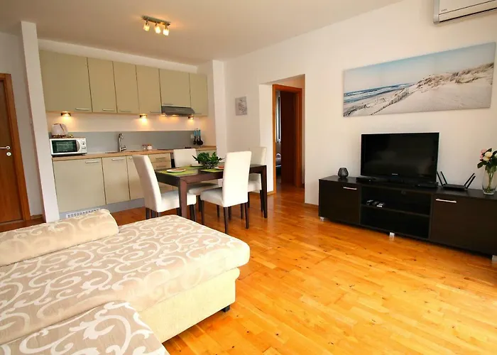 Sea View Apartment With Pool Budva
