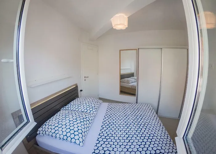 Huisdiervriedelijke Apartment Anka 1 Budva