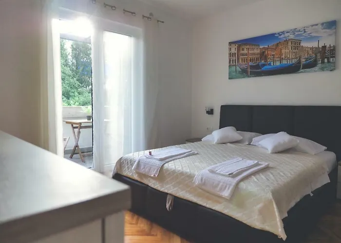 Apartment Lim Budua