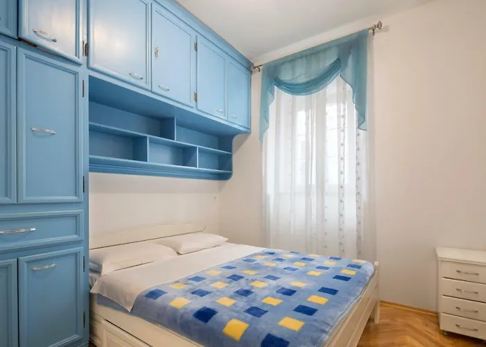 Lovely 2Bedroom Apartment In Heart Of Old Town Budva