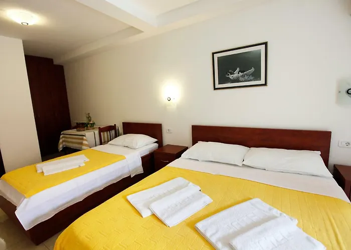 Boutique Apartments Baron Sveti Stefan