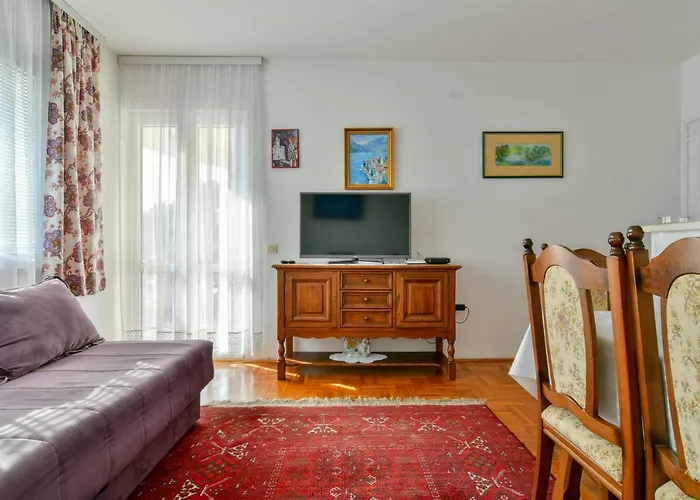 Pet friendly Apartment Ruzica Sveti Stefan