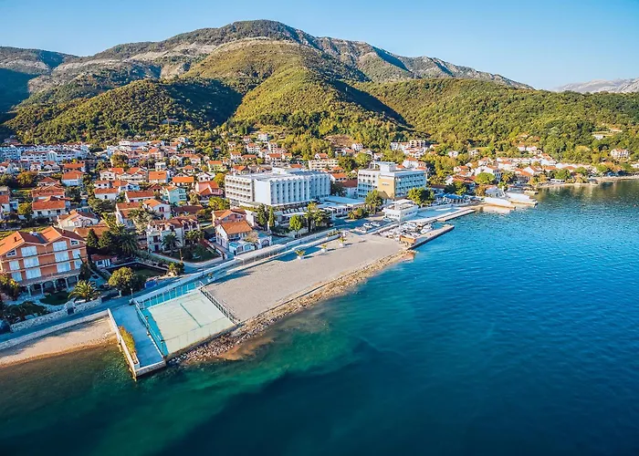 Budva Hotels near Tivat Airport (TIV)