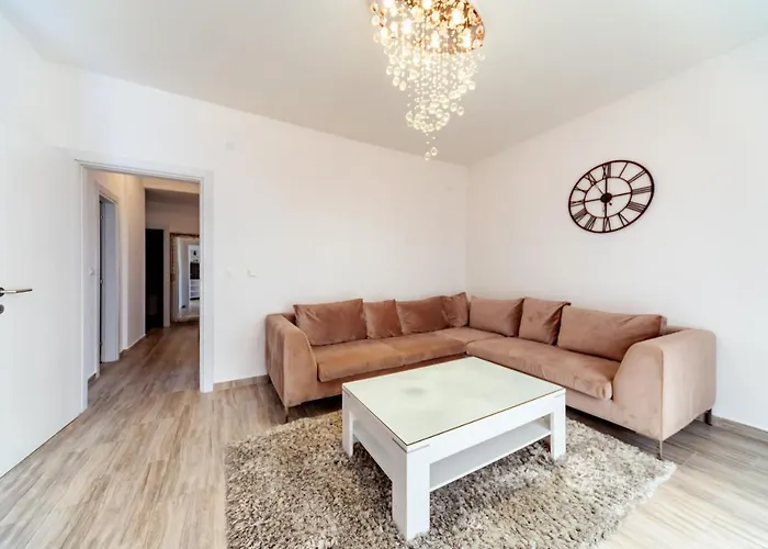 Apartments Monte Re Petrovac